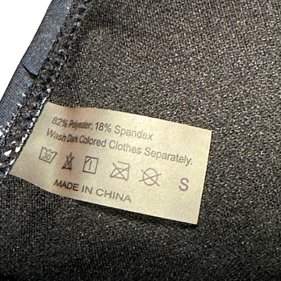 Women’s Bikini Top Splatter/ Marble Print Black and White, Size Small - Picture 3 of 3